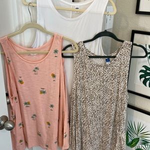 Lot of 3 old navy tanks